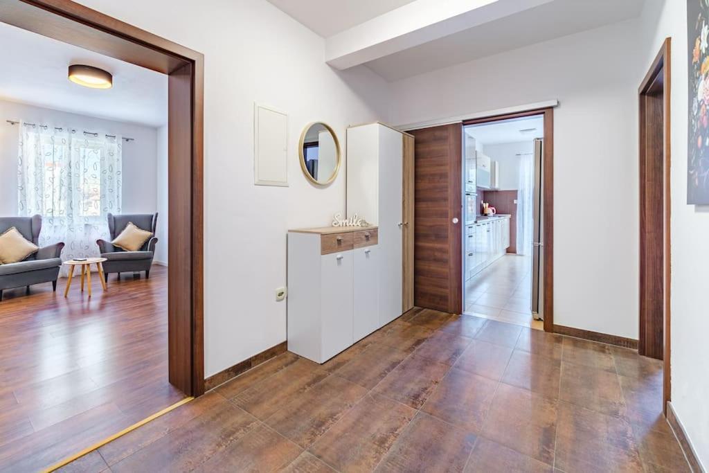 Peters Apartment 苏提万 外观 照片